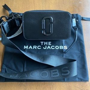 The Marc Jacobs Black Leather Snapshot Crossbody